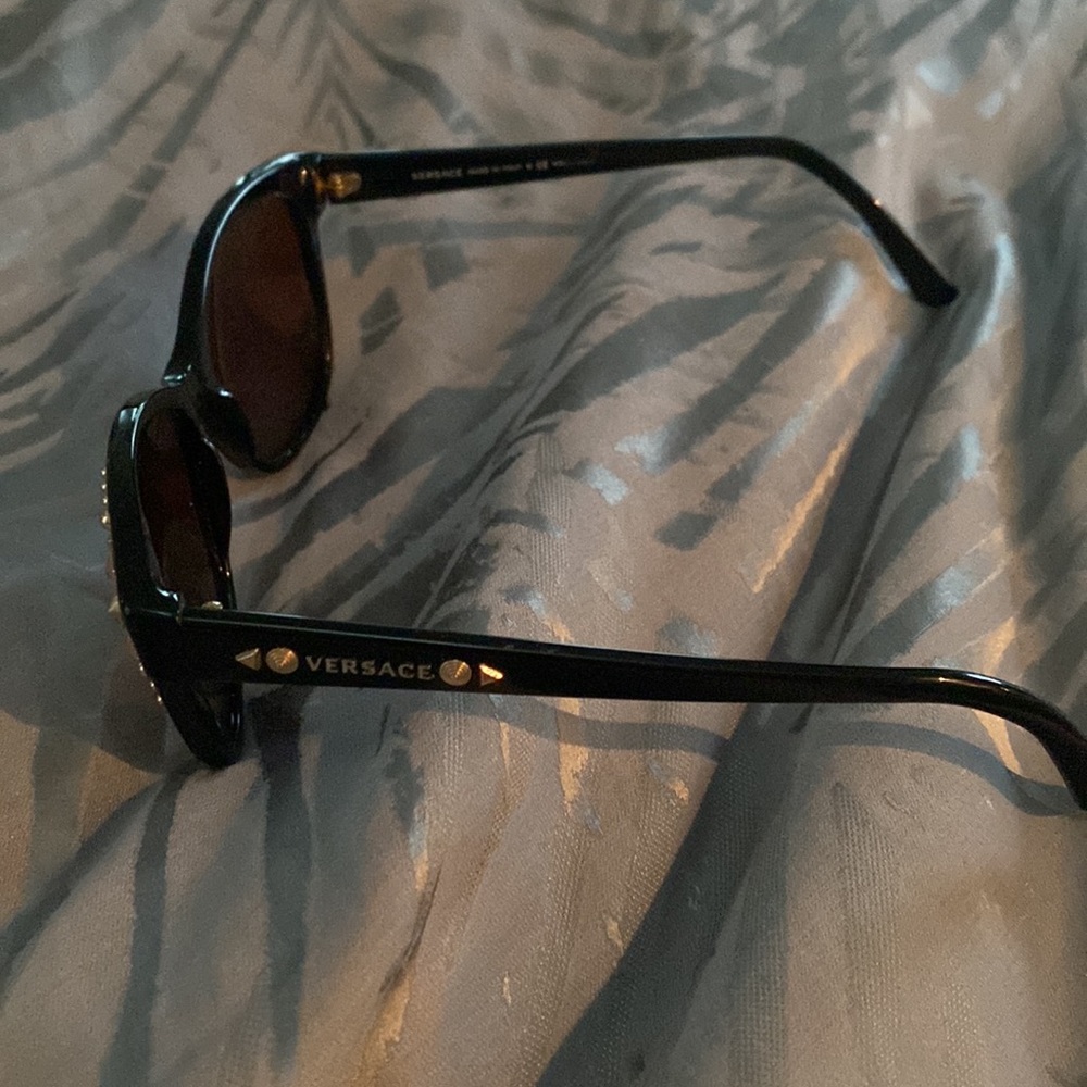 Versace Women's Sunglasses with Black and Brown Accents - Picture 8 of 13